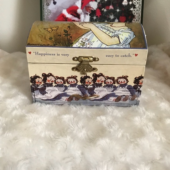 Rare 1980’s Johnny Gruelle Dancing Musical Raggedy Ann Jewelry Box - Picture 4 of 9